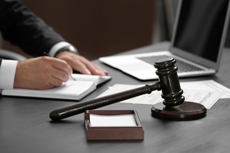 criminal defence lawyer cost